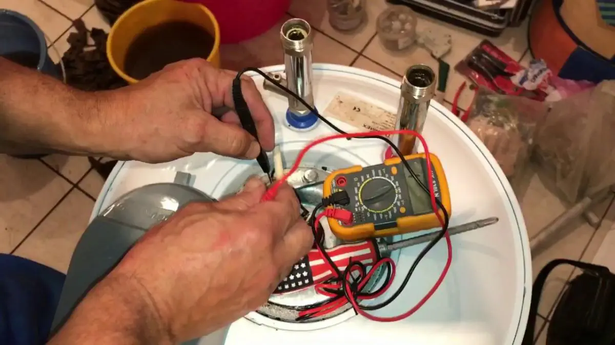 Ремонт водонагревателей Electrolux в Луховицах — выгодная цена от 2379 руб., Мастер24