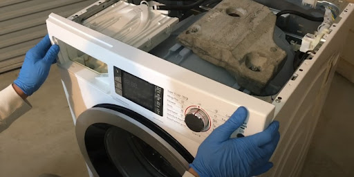Ремонт стиральных машин Whirlpool в Луховицах – сервис от Мастер24, цены от 2069 руб